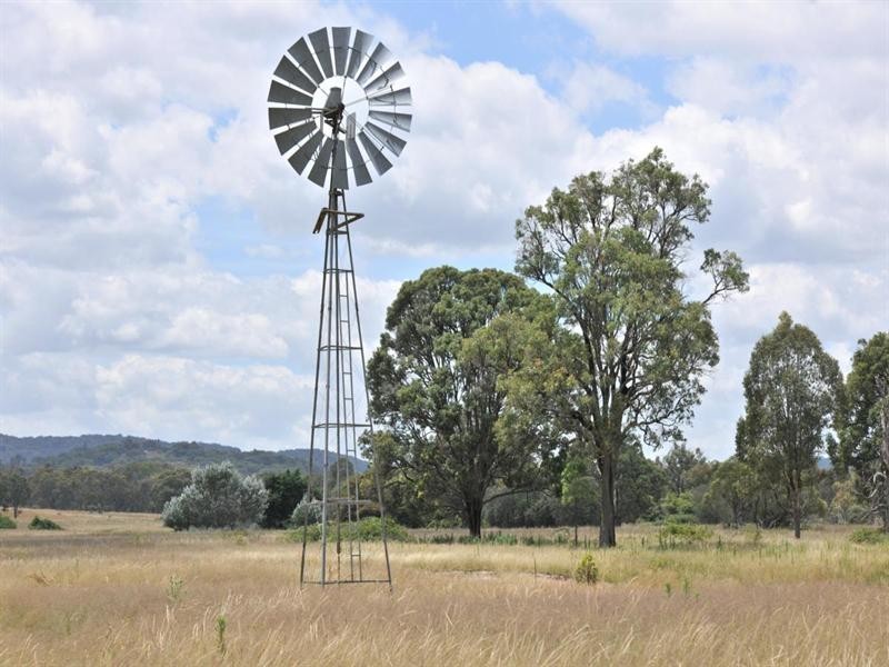 2826 Kingstown Road, Uralla NSW 2358