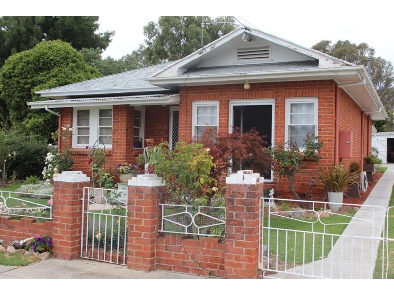 181 Manners Street, Tenterfield NSW 2372