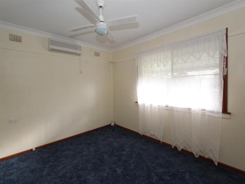 197 Logan Street, Tenterfield NSW 2372