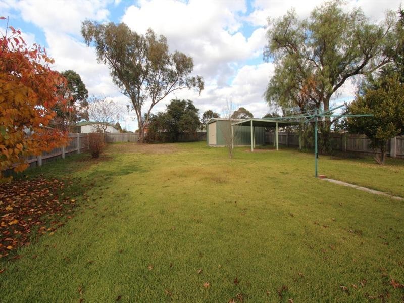 197 Logan Street, Tenterfield NSW 2372