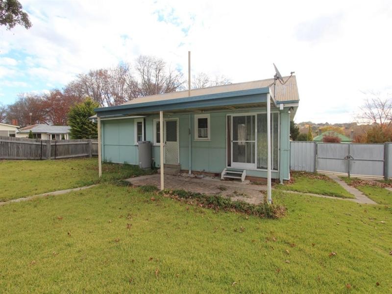 197 Logan Street, Tenterfield NSW 2372