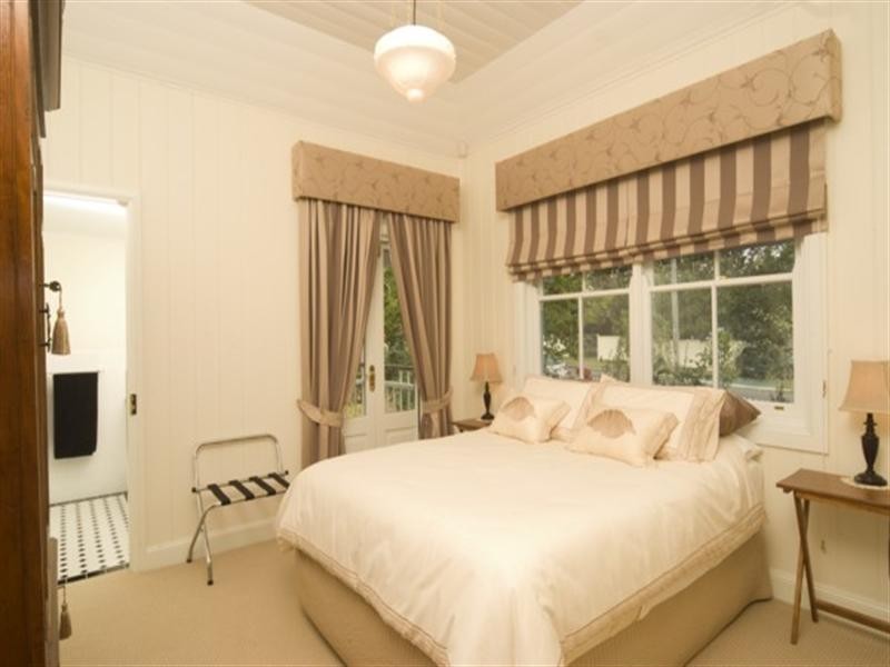 81 Logan Street, Tenterfield NSW 2372