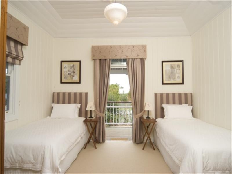 81 Logan Street, Tenterfield NSW 2372