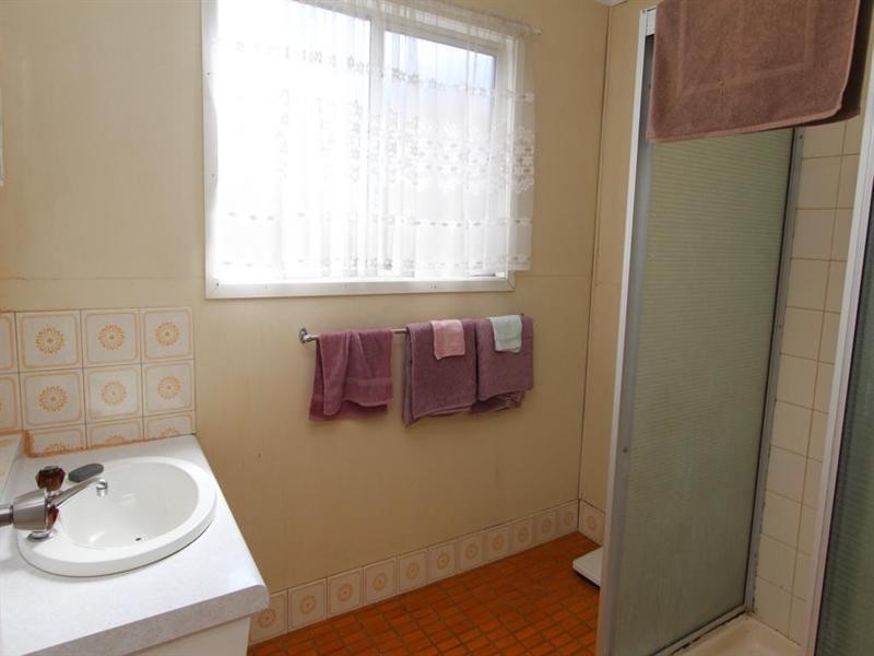 72 MOLESWORTH, Tenterfield NSW 2372