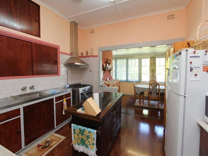 95 Bulwer Street, Tenterfield NSW 2372