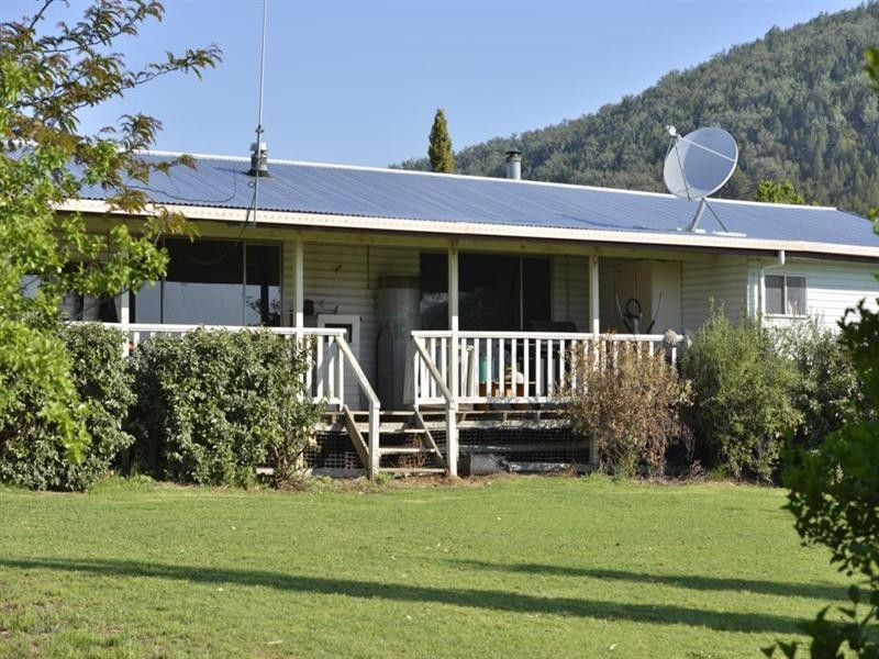 5816 Bruxner Highway, Tenterfield NSW 2372