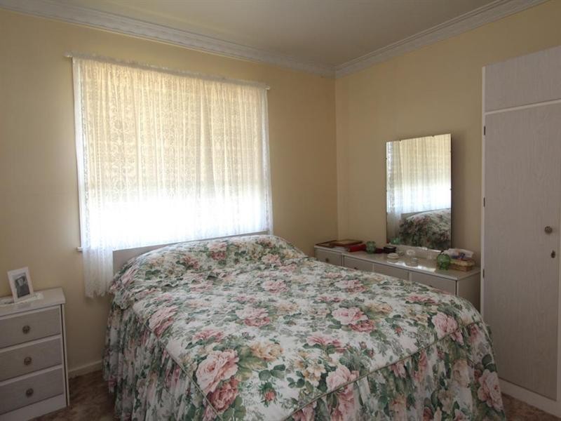 76 Logan Street, Tenterfield NSW 2372