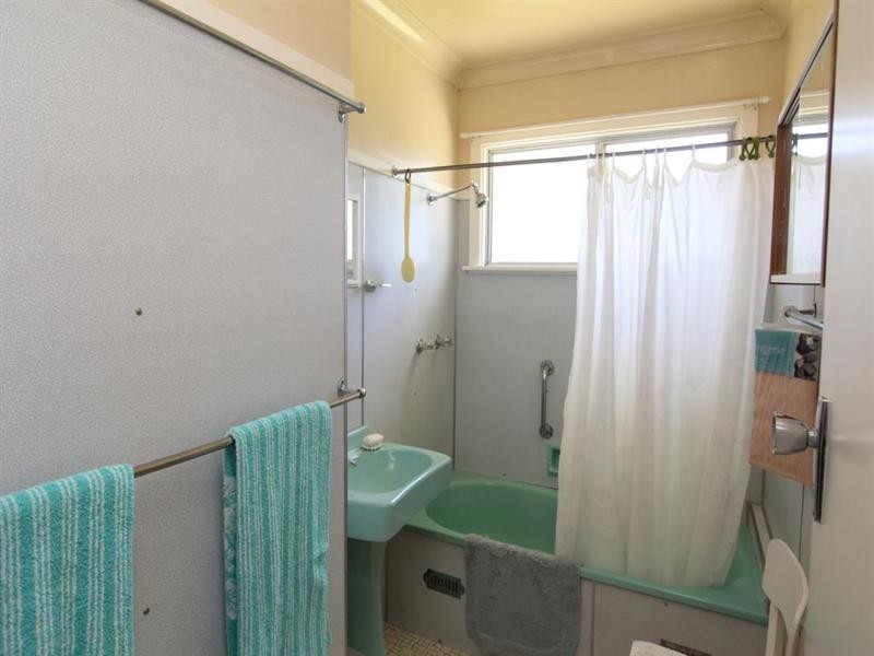 76 Logan Street, Tenterfield NSW 2372