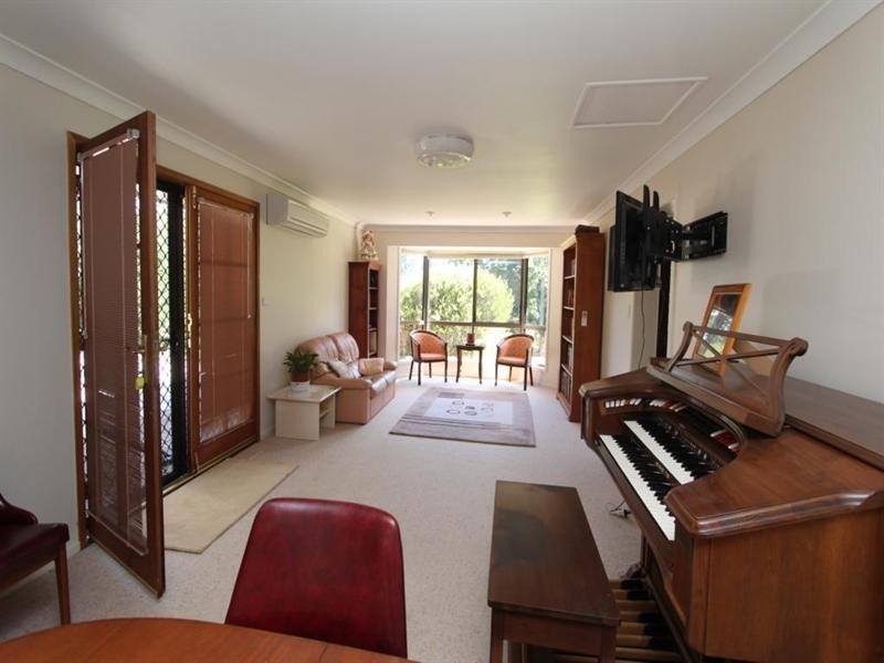 35 Petrie Street, Tenterfield NSW 2372