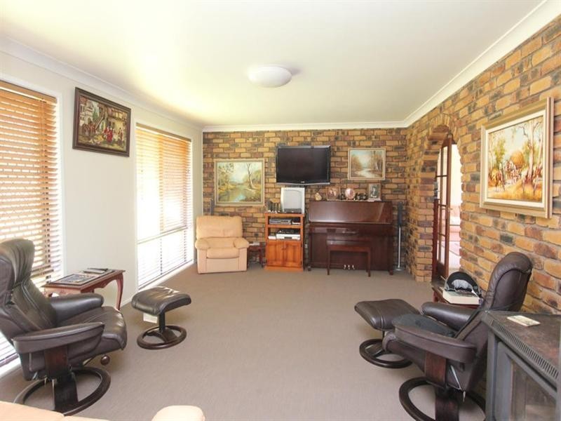 35 Petrie Street, Tenterfield NSW 2372