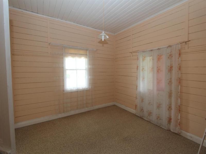 137 Miles Street, Tenterfield NSW 2372