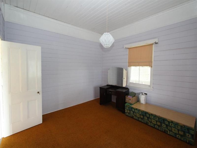 137 Miles Street, Tenterfield NSW 2372