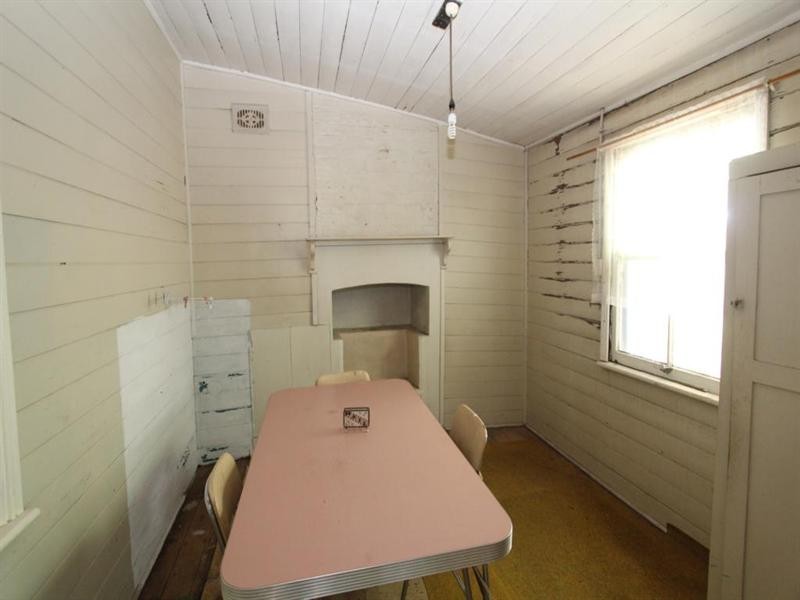 137 Miles Street, Tenterfield NSW 2372