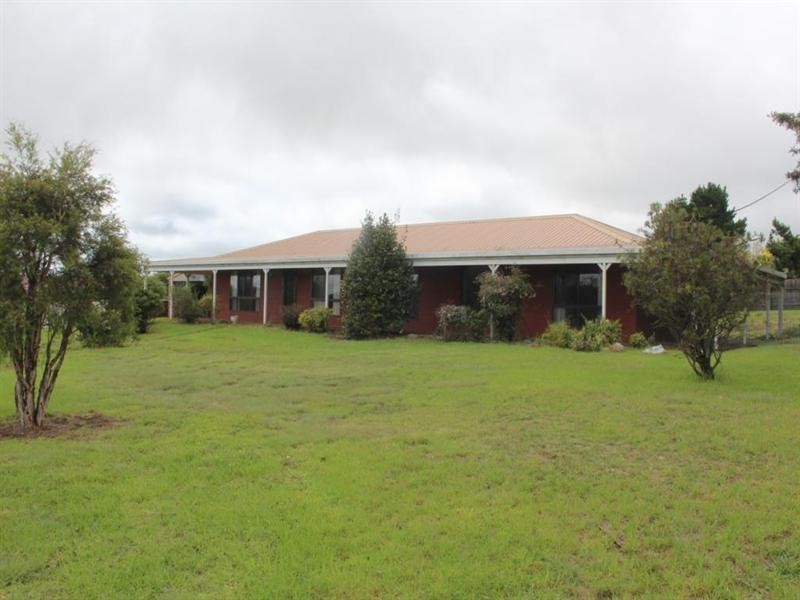 85 Drummond Street, Tenterfield NSW 2372