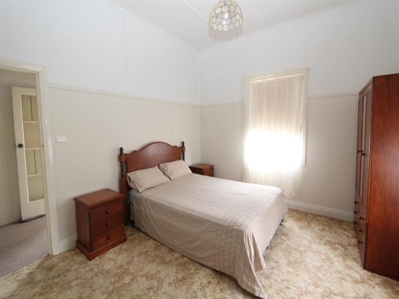 82 High Street, Tenterfield NSW 2372