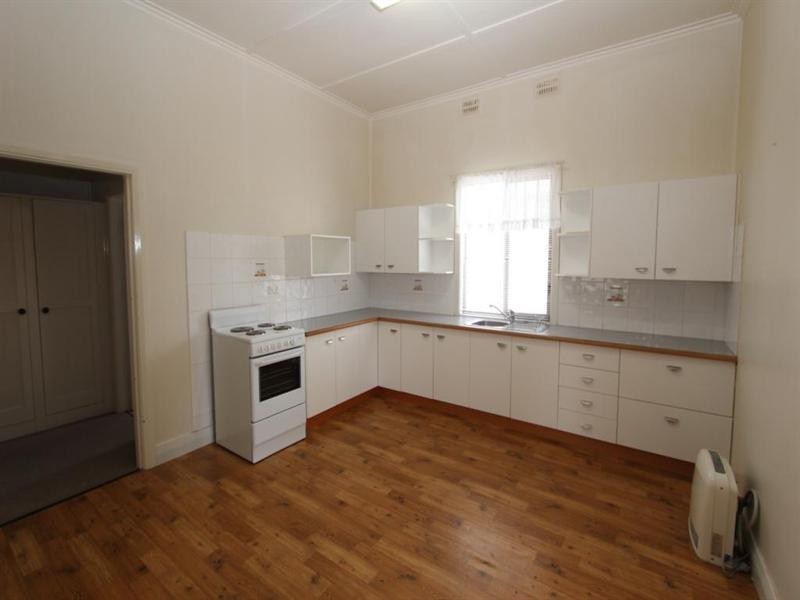 82 High Street, Tenterfield NSW 2372