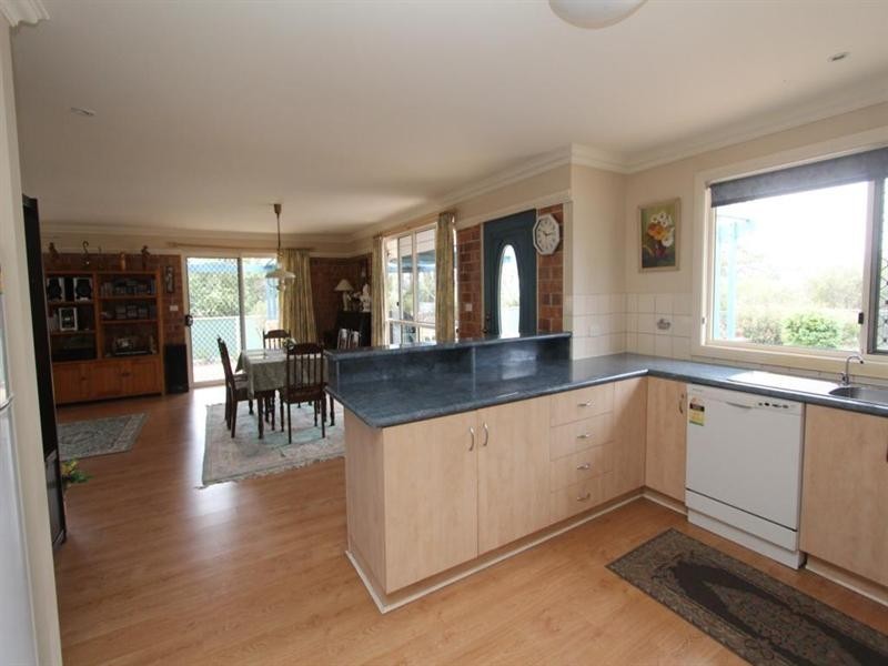 52 Welburn Lane, Tenterfield NSW 2372