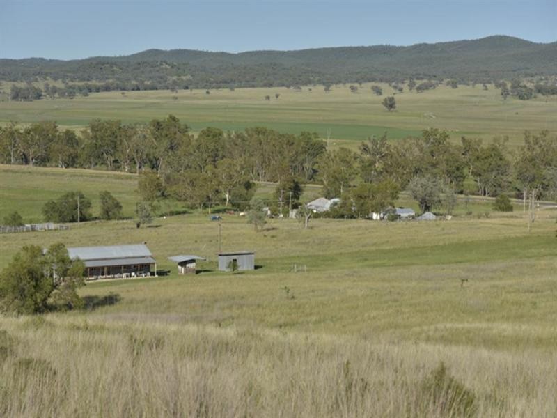 Rosneath Stn Bruxner Highway, Tenterfield NSW 2372