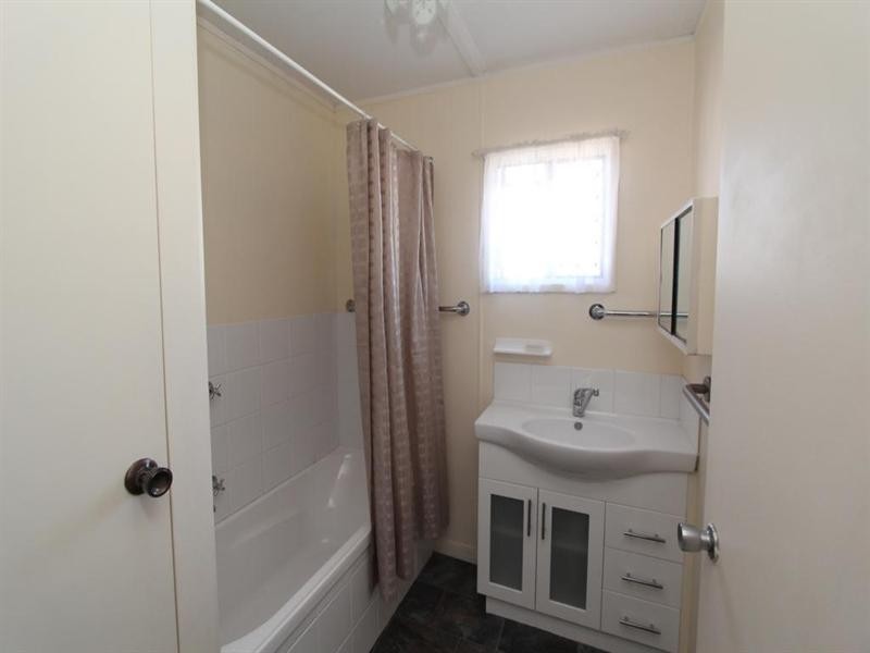 238 Bulwer Street, Tenterfield NSW 2372