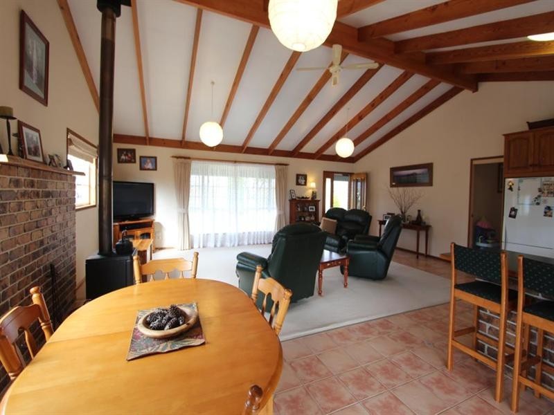 192 East Street, Tenterfield NSW 2372