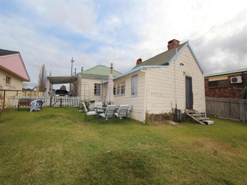 90 Manners Street, Tenterfield NSW 2372