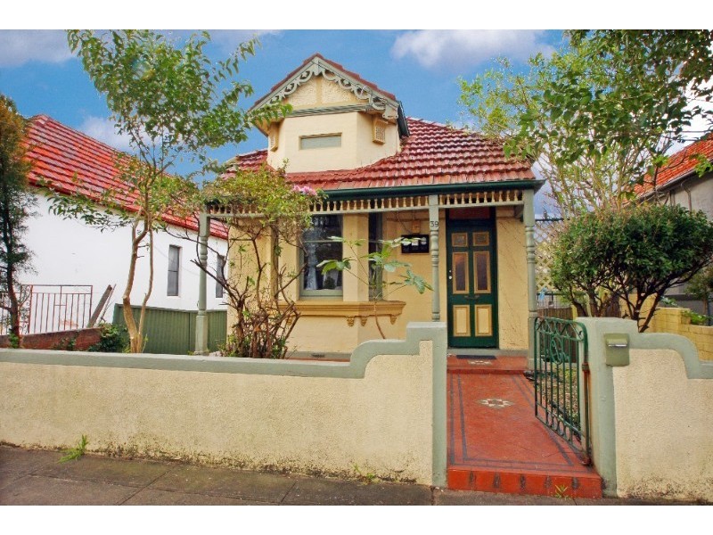 39 Greenbank Street, Marrickville NSW 2204