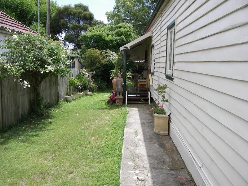 22 Allens Avenue, Petersham NSW 2049