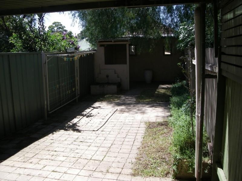 25 Sutherland Street, St Peters NSW 2044