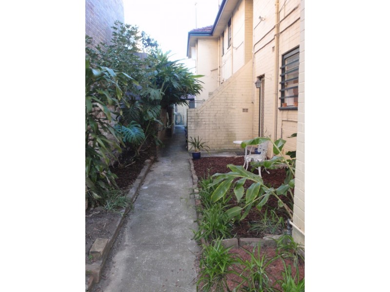 2/279 Trafalgar Street, Petersham NSW 2049