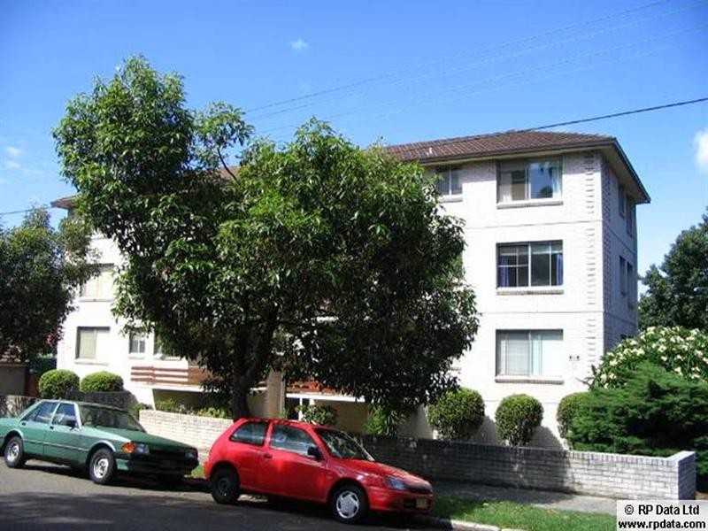 16/8-12 Hunter Street, Lewisham NSW 2049