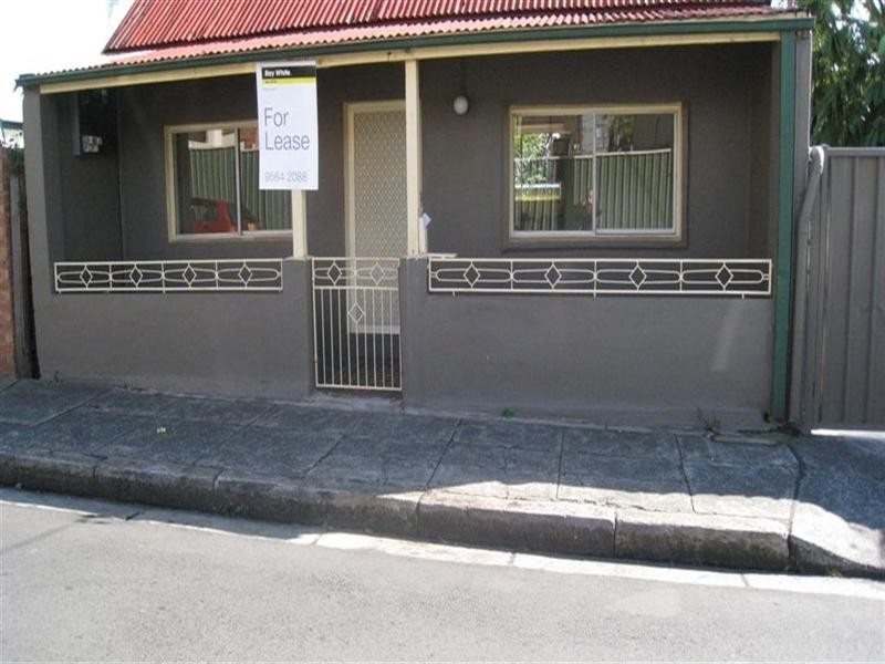 71 church Street, St Peters NSW 2044