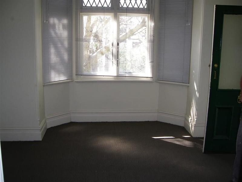 1/18 new canterbury raod, Petersham NSW 2049