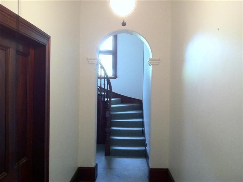 18 new canterbury Road, Petersham NSW 2049