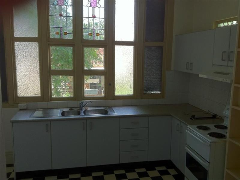 18 new canterbury Road, Petersham NSW 2049