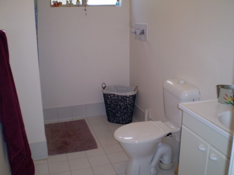 2 Carcoola Avenue, Pinjarra WA 6208