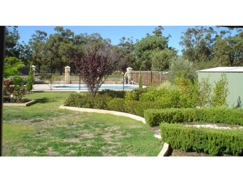 49 Midsummer Circle, Pinjarra WA 6208