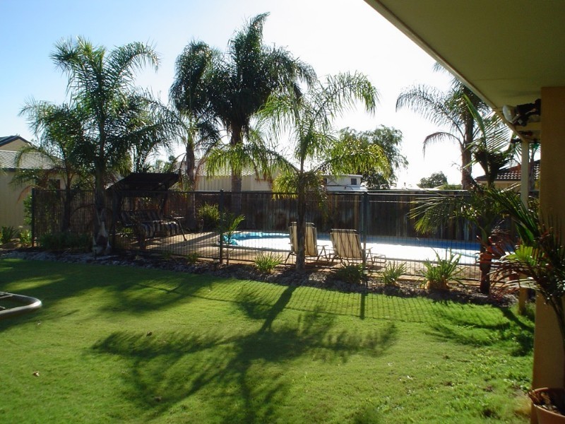 21 Country Road, Pinjarra WA 6208