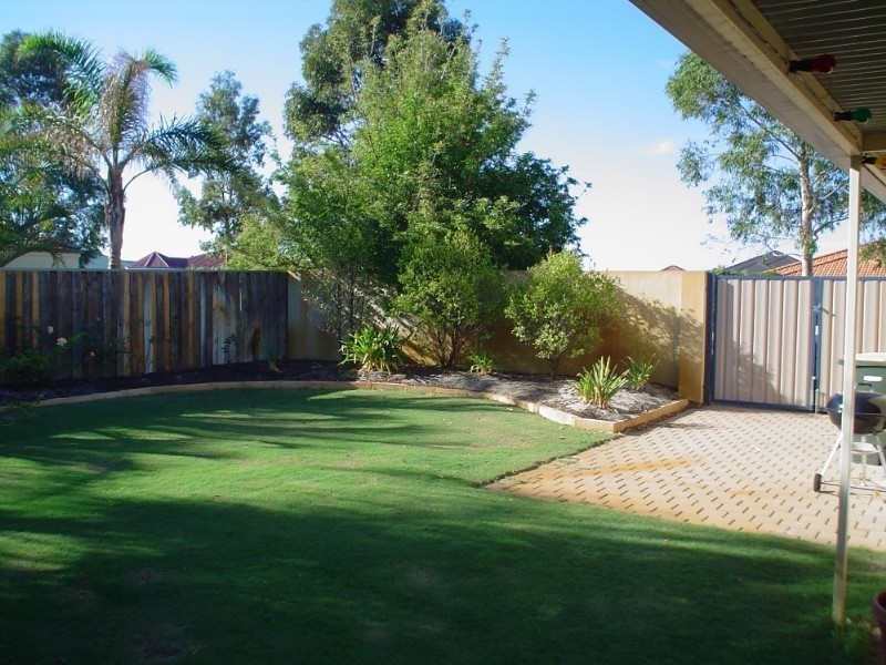 21 Country Road, Pinjarra WA 6208