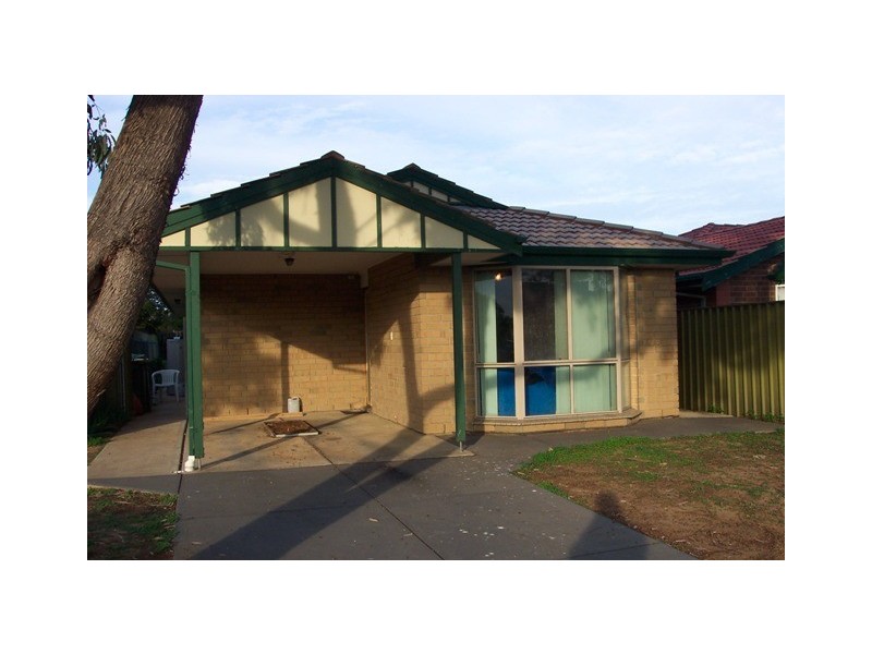 Unit 1, 5 Casanor Crescent, Paralowie SA 5108