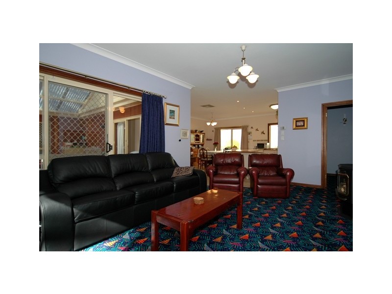 18 Orange Avenue, Golden Grove SA 5125