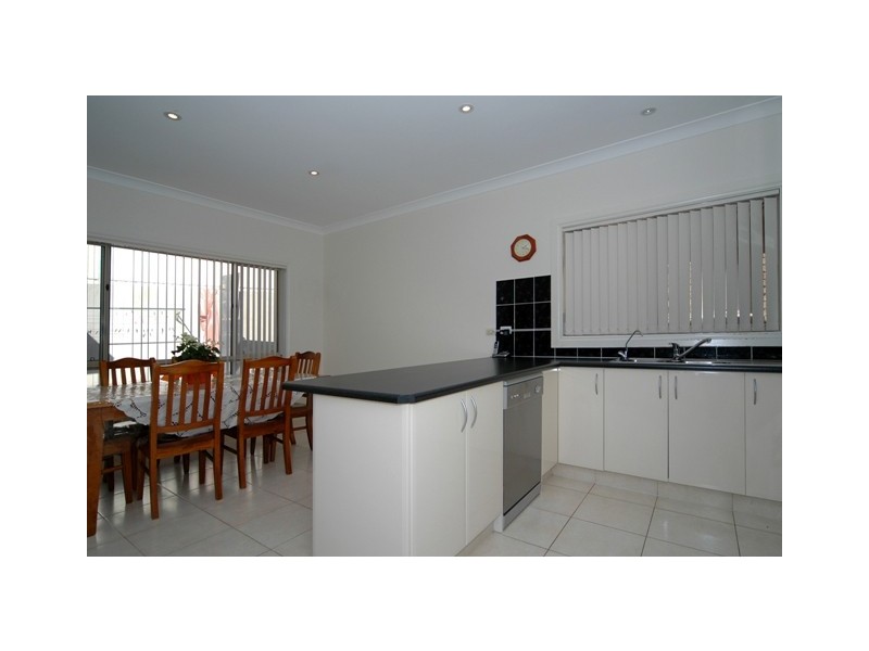 6 John Street, Para Hills SA 5096
