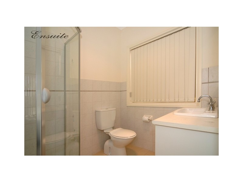 6 John Street, Para Hills SA 5096