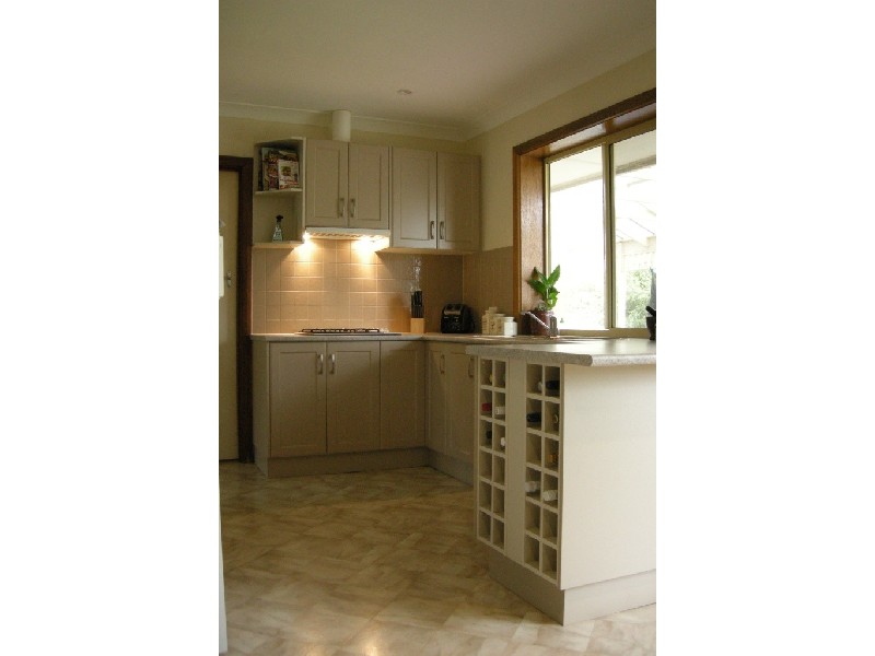 29 LINDSAY Avenue, Valley View SA 5093