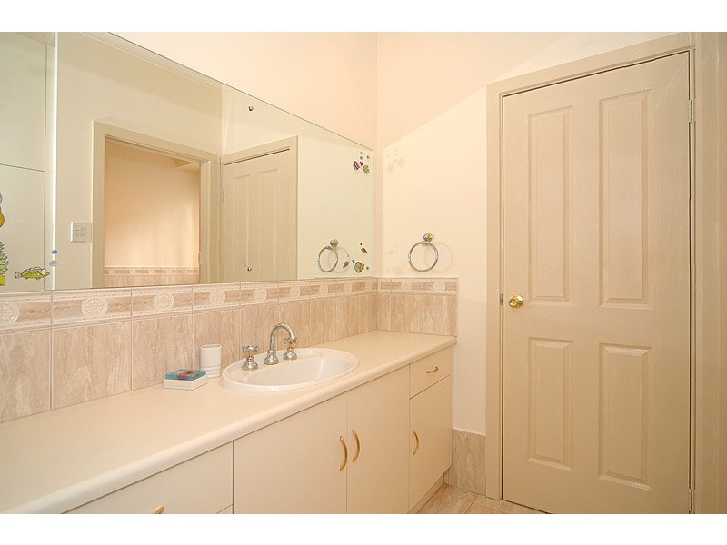 20 Coulson Court, Greenwith SA 5125