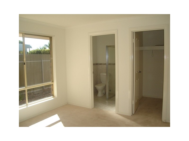 15 NEWTON Terrace, Enfield SA 5085