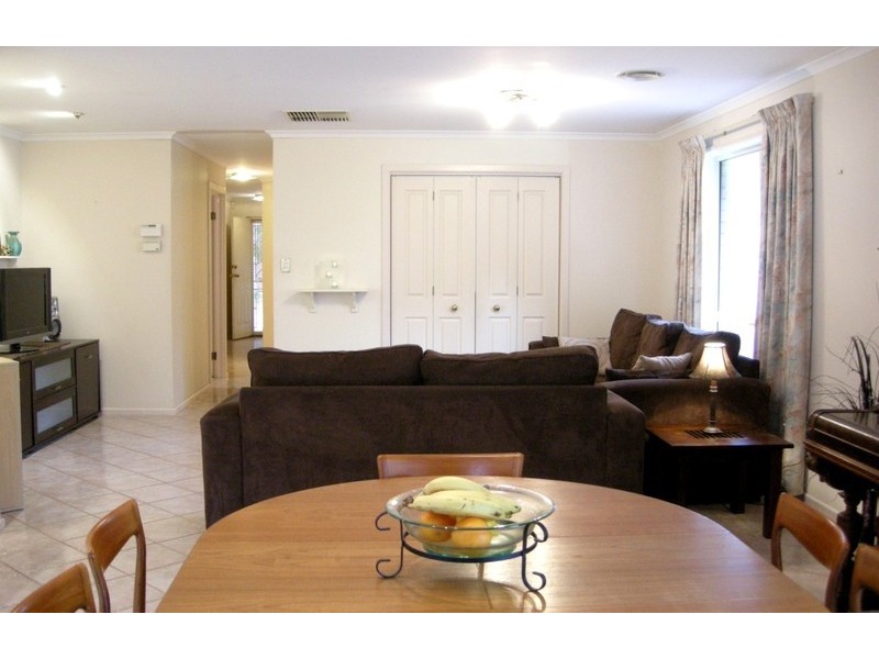 2 Bristol Terrace, Oakden SA 5086