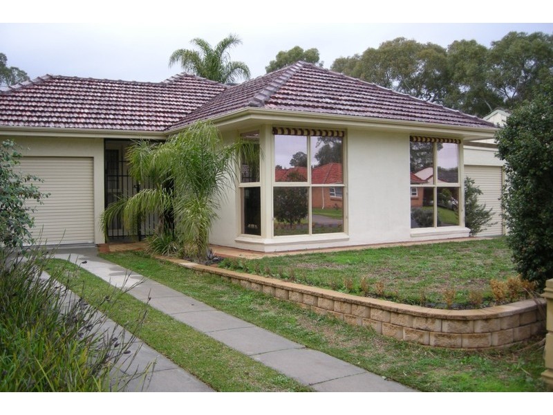 11 Wahroonga Avenue, Valley View SA 5093