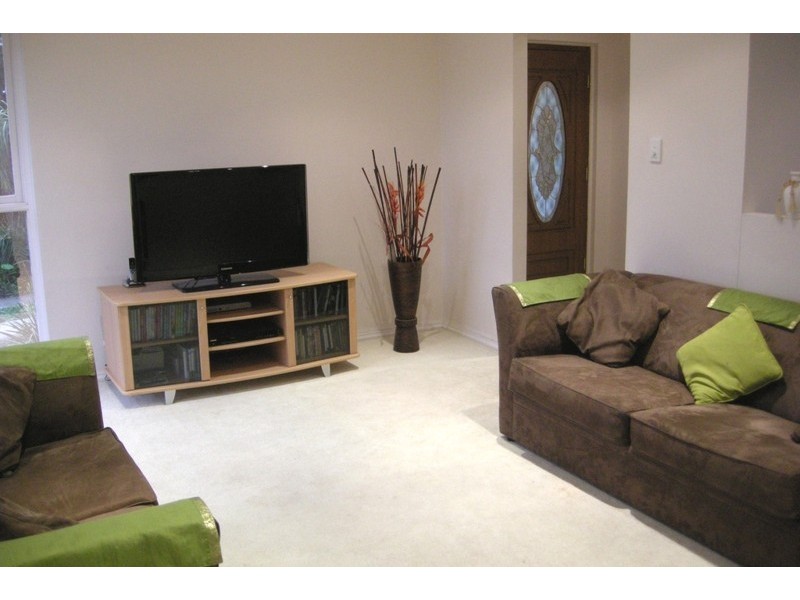 11 Wahroonga Avenue, Valley View SA 5093