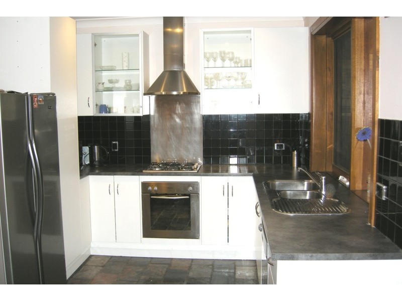 11 Wahroonga Avenue, Valley View SA 5093