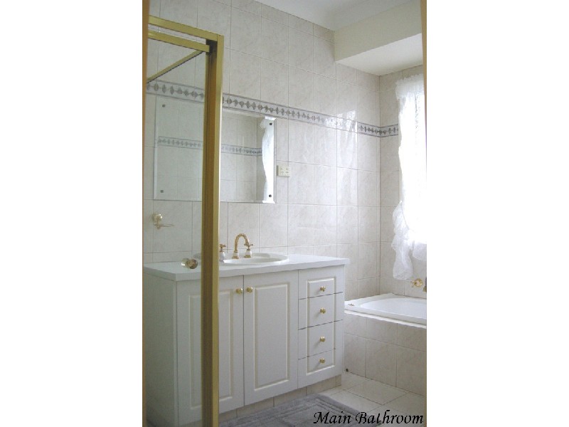 3 Borrowdale Court, Wynn Vale SA 5127